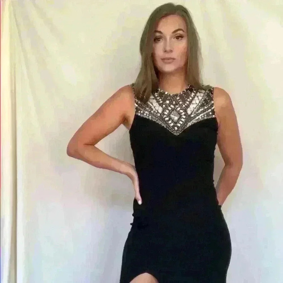 Long rhinestone top black evening gown - Picture 3 of 14